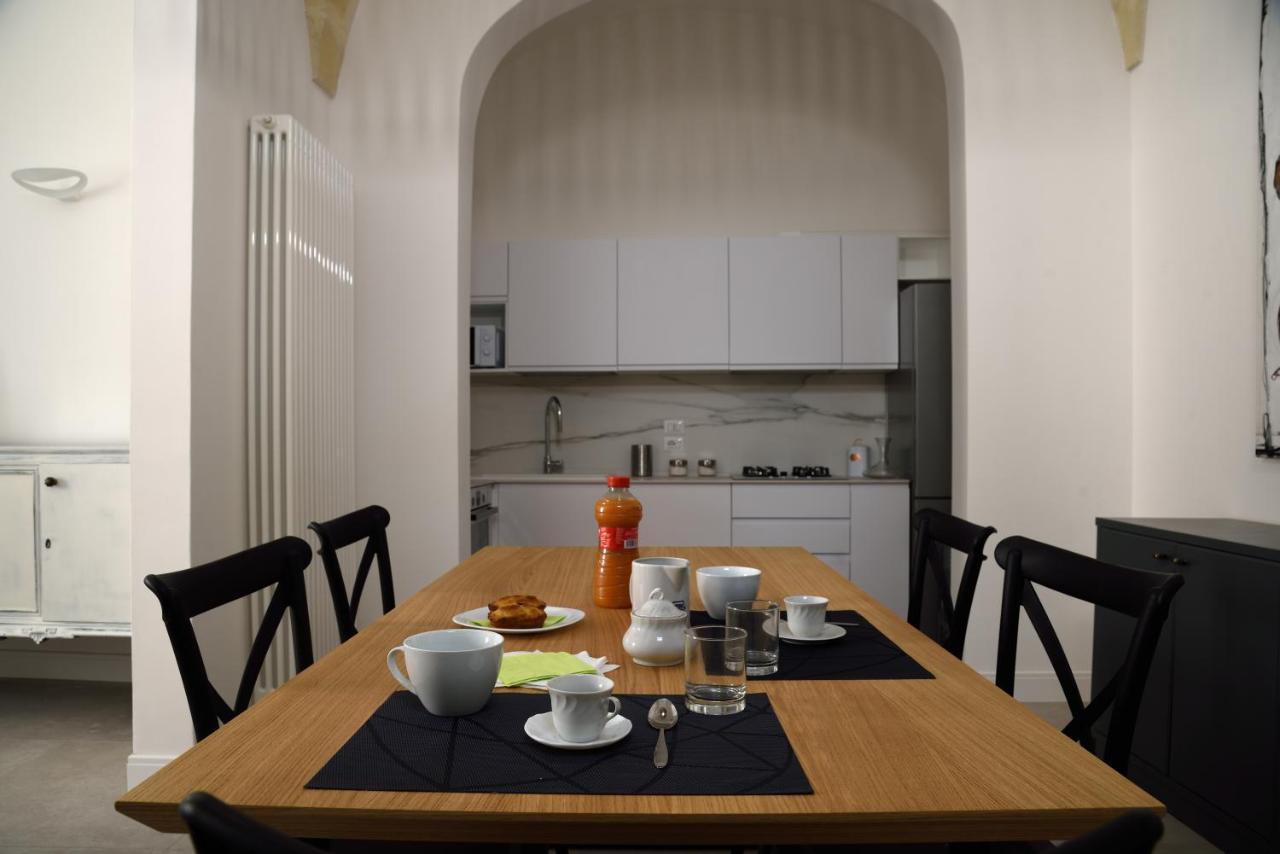 Li Frati Suite Lecce Exterior foto