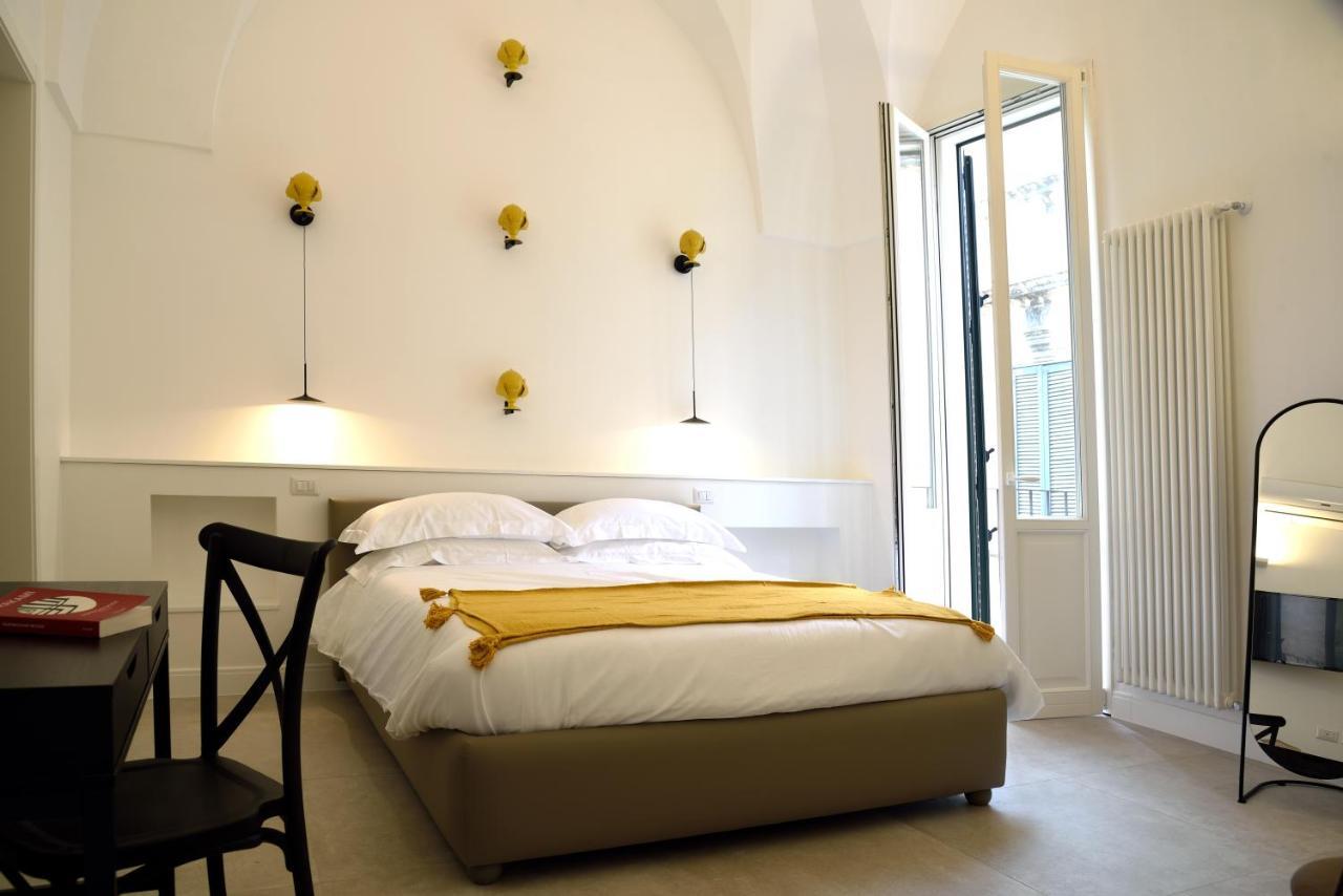 Li Frati Suite Lecce Exterior foto